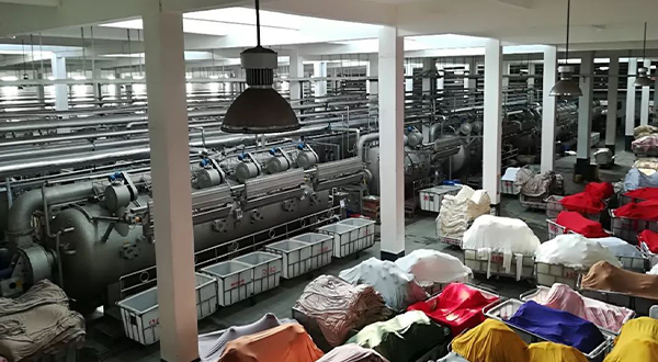 染色廠廢水處理-青島樂(lè)中環(huán)?？萍加邢薰? /> 
</p>
<p>
	<br />
</p>
<p>
	<br />
</p>
<p>
	<span style=