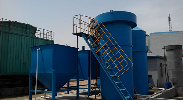 濾池輔助反沖洗的方式有哪些?-青島樂中環(huán)?？萍加邢薰? /> 
</p>
<p style=