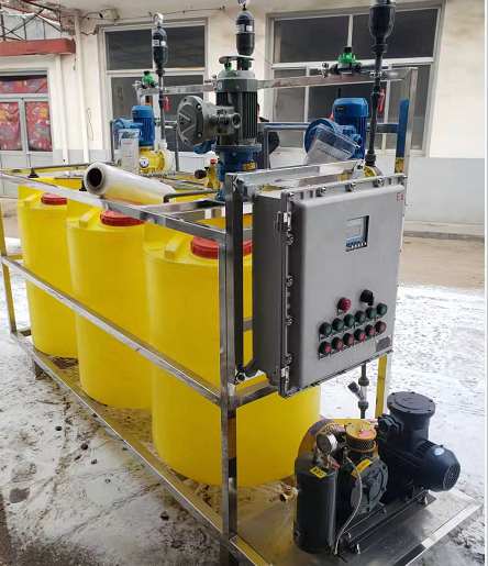 全自動(dòng)加藥裝置設(shè)備用途，全自動(dòng)智能加藥裝置價(jià)格，加藥裝置詳細(xì)介紹